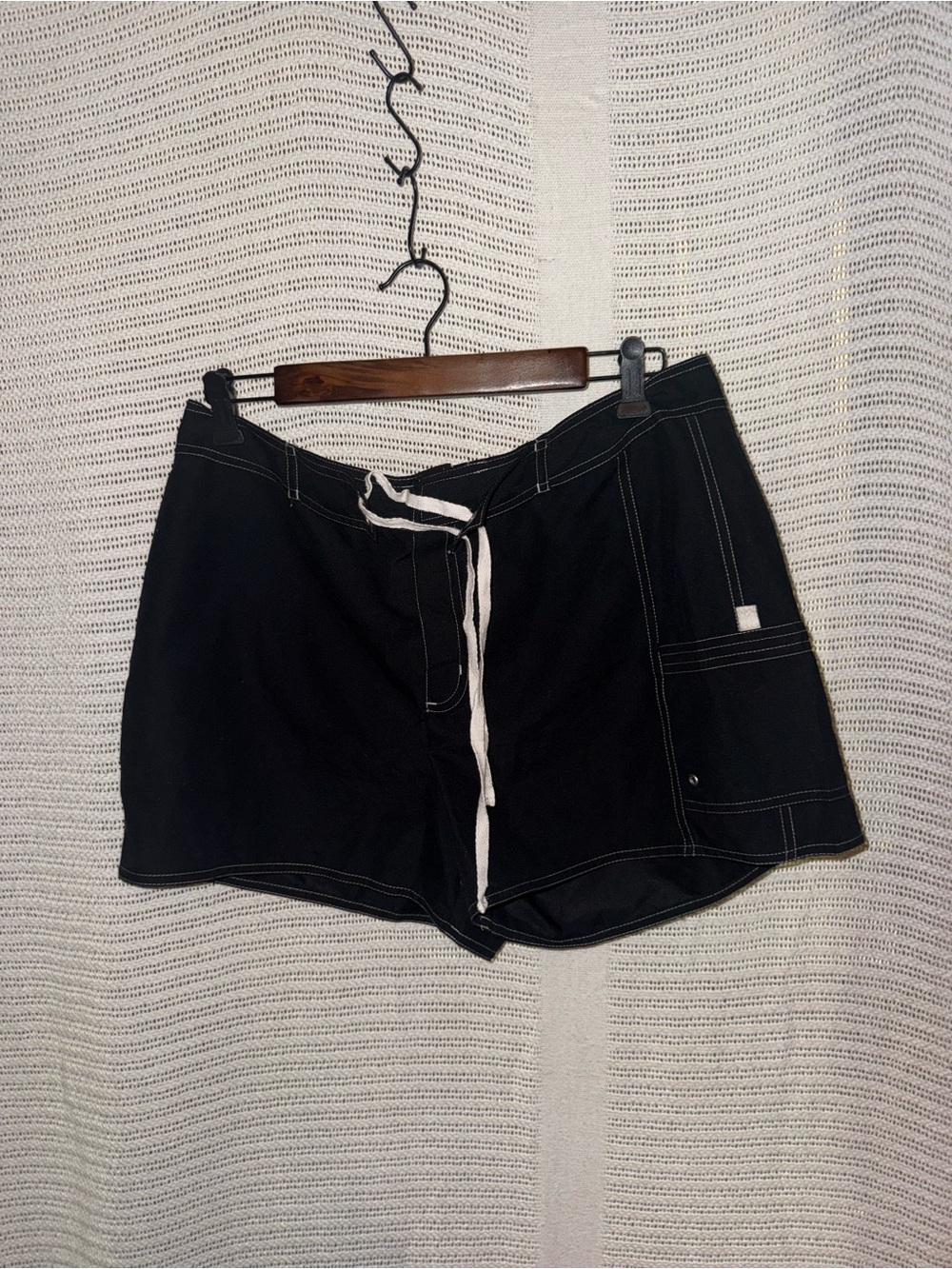 Black Women's Drawstring Utility Shorts